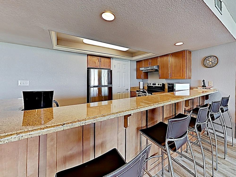 New Listing! Gulf Coast Getaway W/ Ocean Views 3 Bedroom Condo