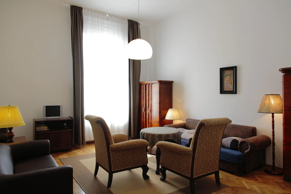 Maverick Apartments