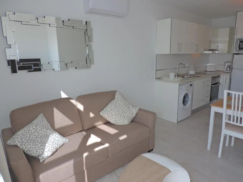 Los Gracioseros 209-2bed -1st Floor-A/C-UK TV-WiFi