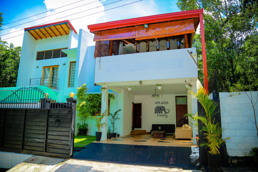 Nelinsa Kandy