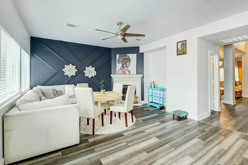 Houston Stay 7 Mi to NRG: Luxe + Group Friendly