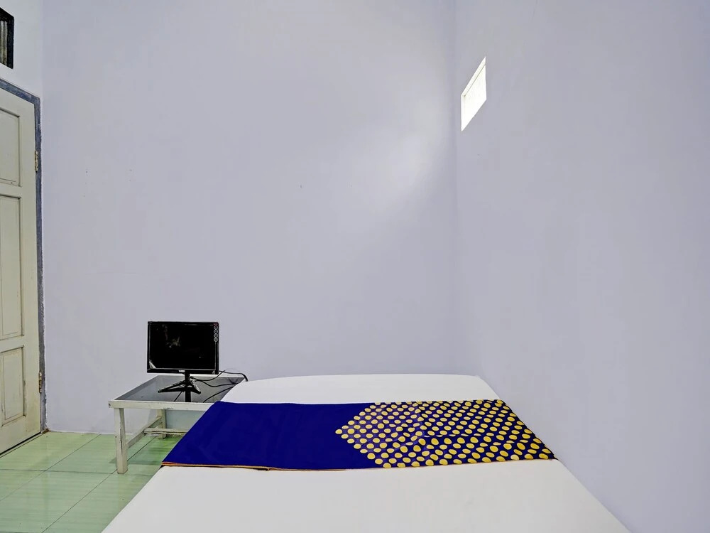 OYO Life 92937 Kost Putri Sarkara Syariah