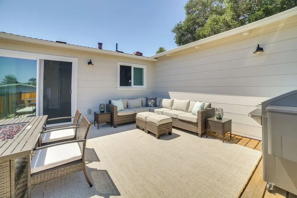 Pet-friendly Monterey Home 2 Mi to Beach