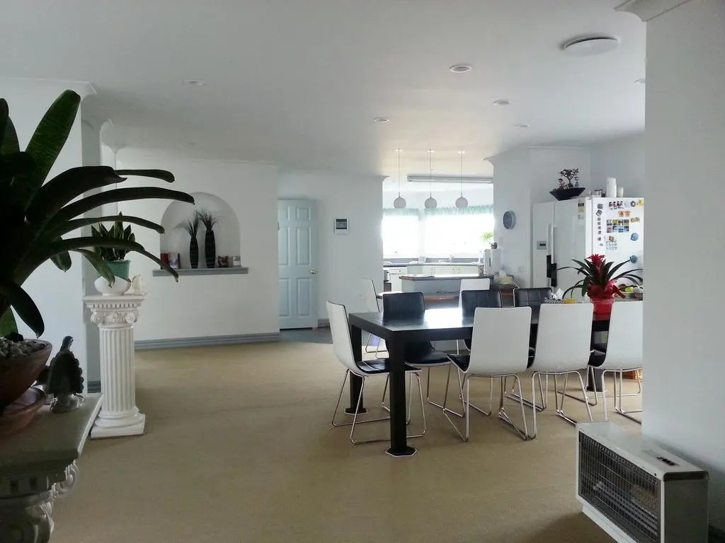 Lush & Co Auckland Bed & Breakfast