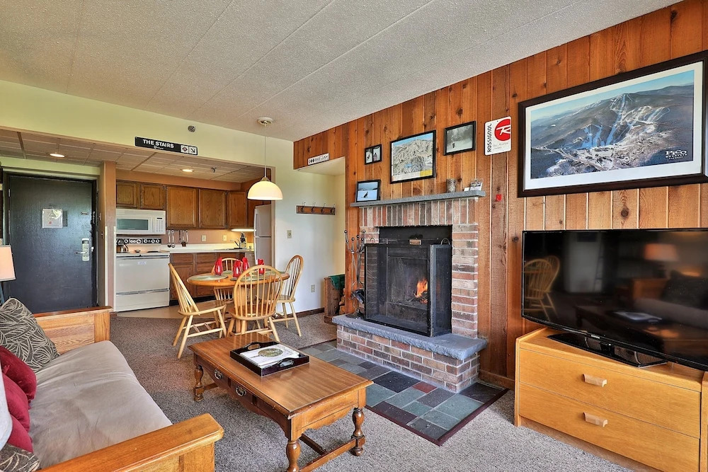 MG 2D09 - 1BR/1BA Condo at Mountain Green Resort Killington