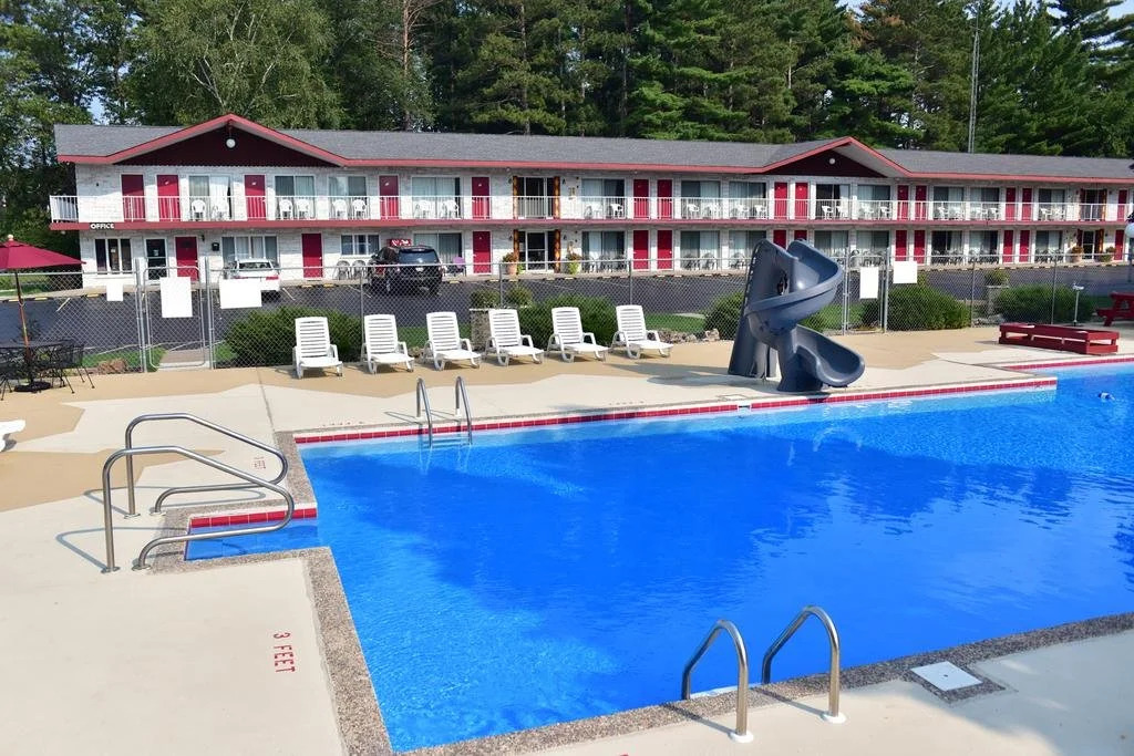 Trails End Motel