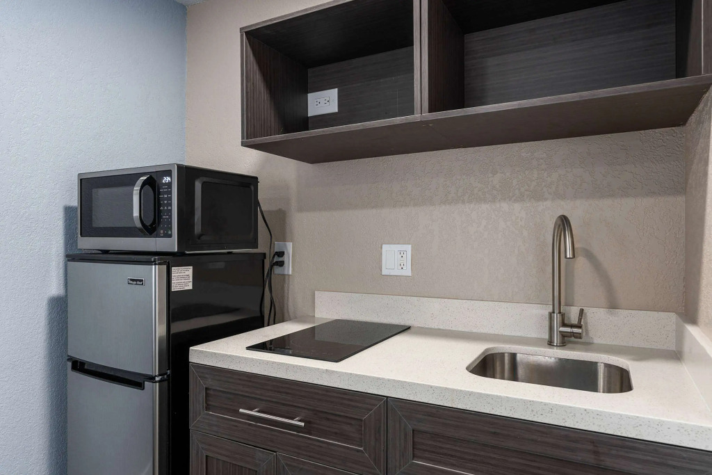 Super 8 by Wyndham Kissimmee-Orlando
