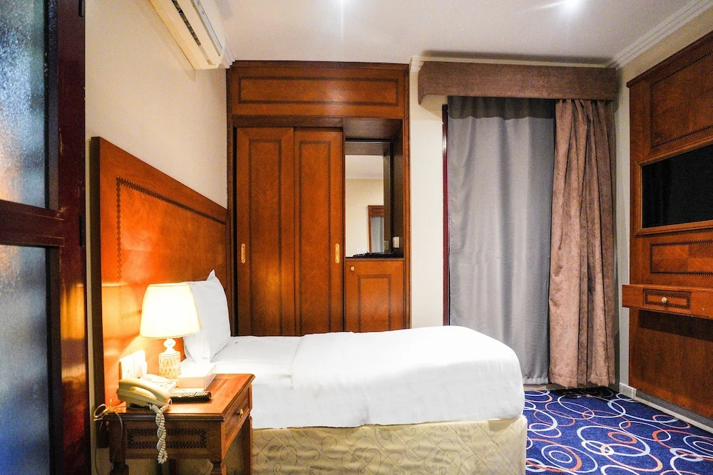 OYO 650 Dhiyafat Dallah Hotel