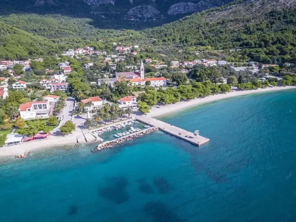 Holiday Apartment Beach House IVA App.1