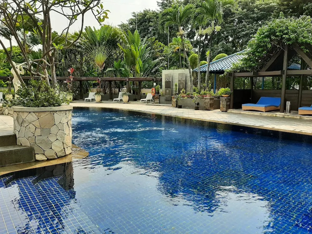Good Location 2BR at Park Royale Apartment