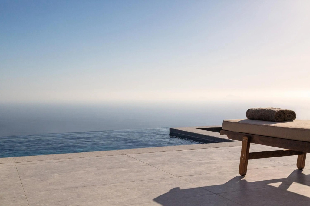 Santorini Sky, Luxury Resort