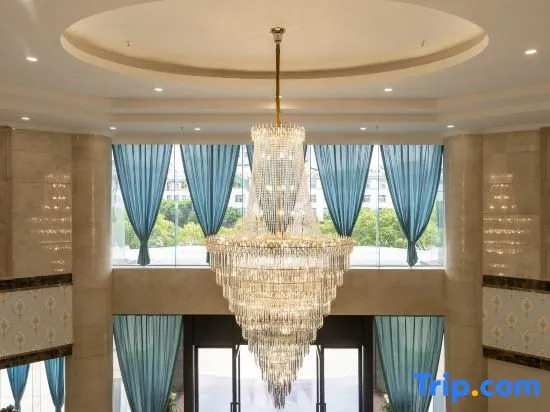 Yuxi Huaning Guanghua Hotel (Ningzhou Park)