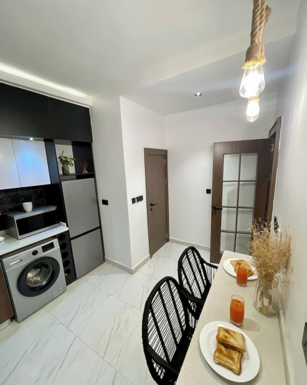 Lakehouse Apartment