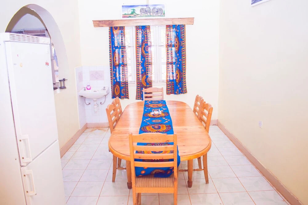 Kilihomebase & Campsite - Hostel