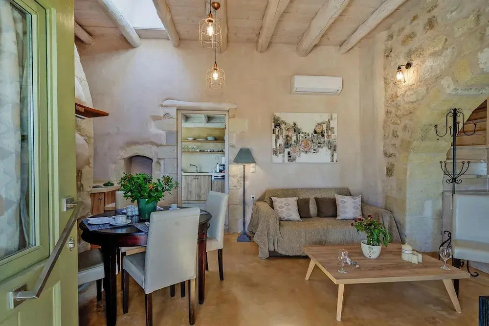 Cozy Holiday Home in Cretan Country Style