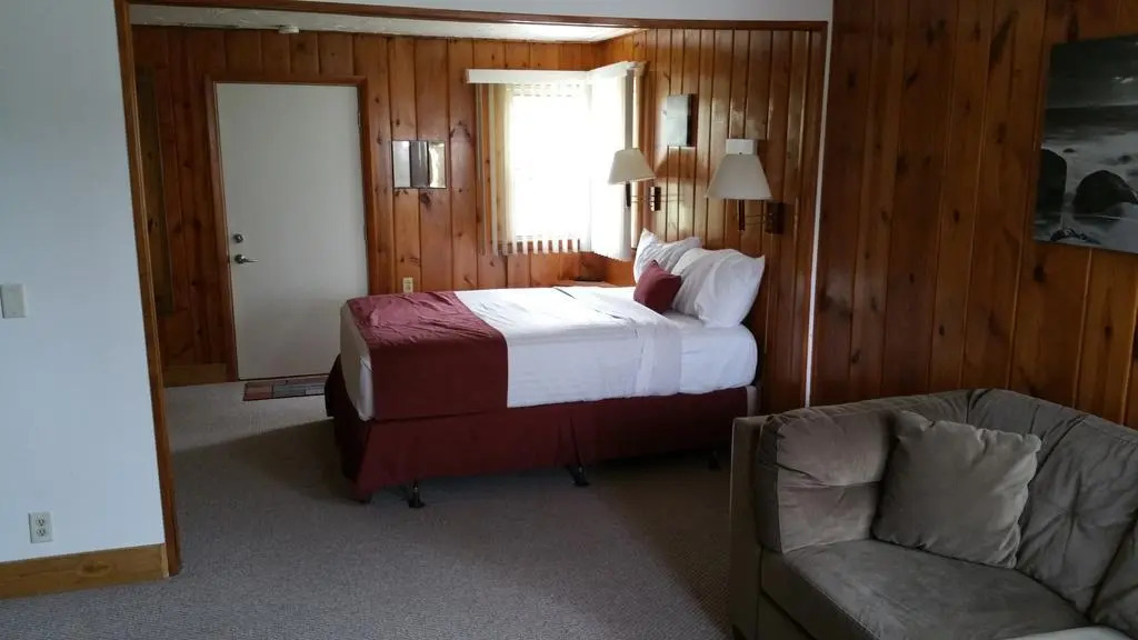 Round Barn Lodge