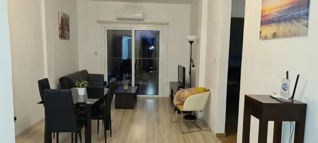 Takelena Apartments