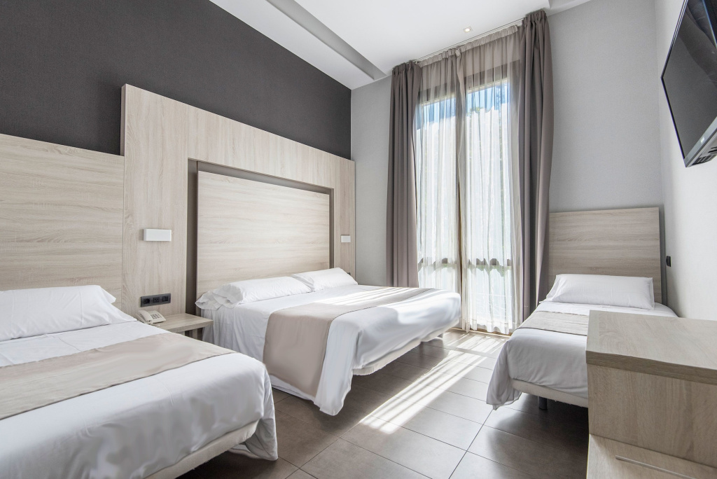 Plaza Goya Rooms