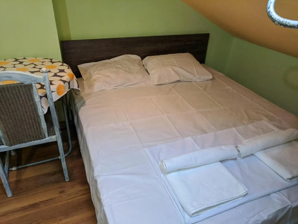 Midtown Place Apartment Loft таванска стая с баня DORIS 2