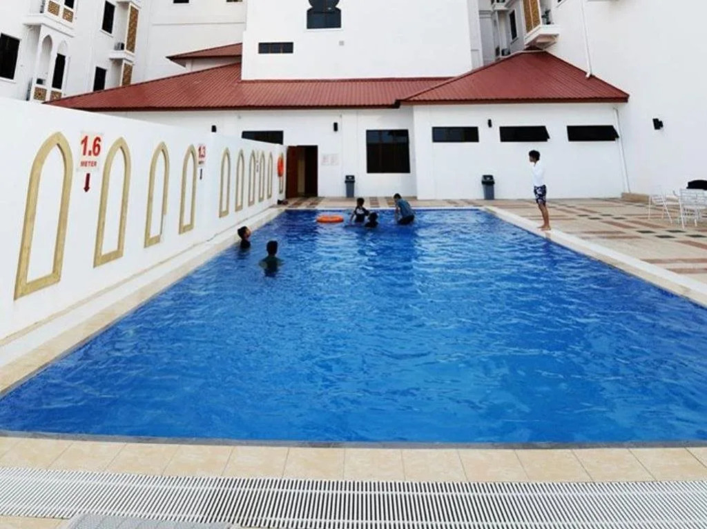 The Grand Puteri Hotel