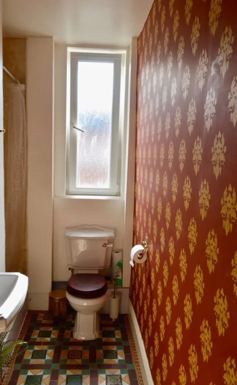 Traditional Boutique Apartment off Leith Walk