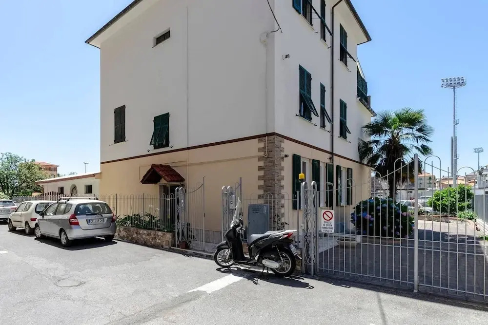 ALTIDO Couzy Flat in Chiavari
