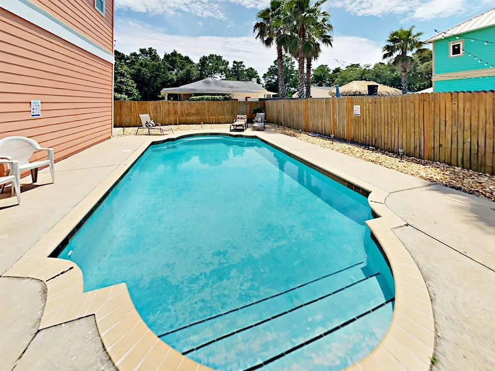 13 Hatchew Home 4 Bedrooms 3 Bathrooms Home