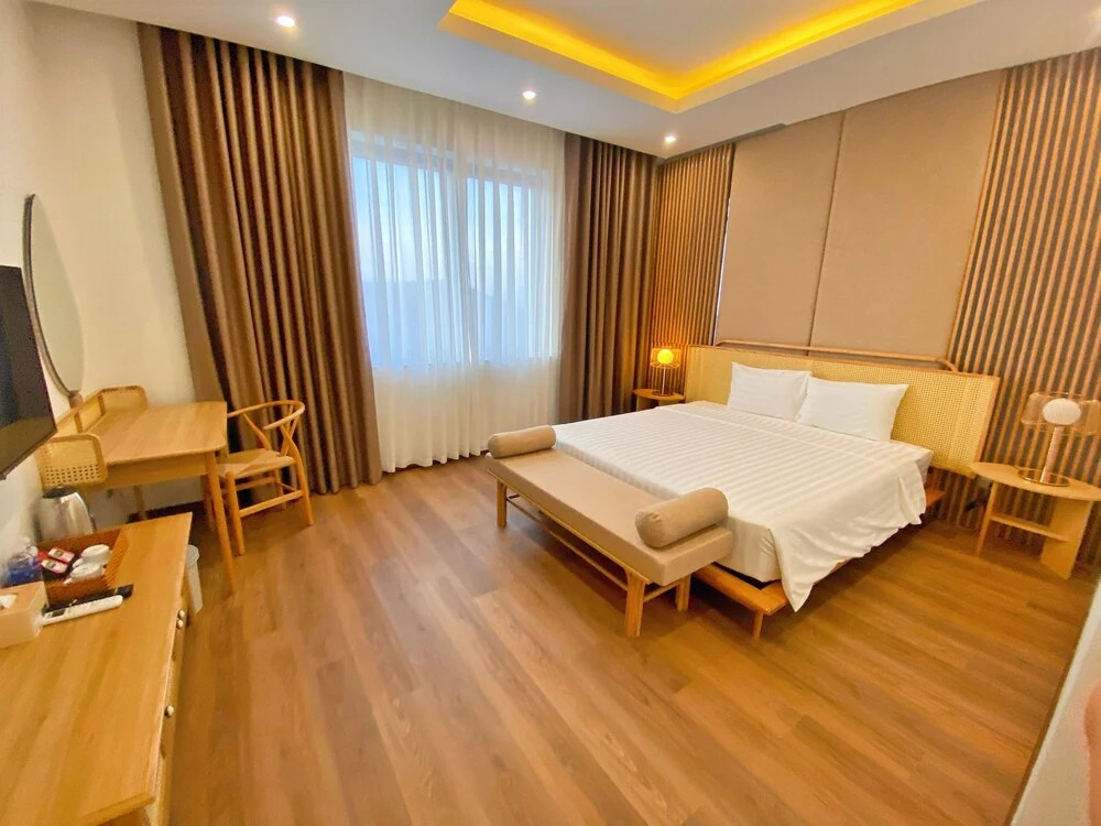 DLioro Hotel & Resort