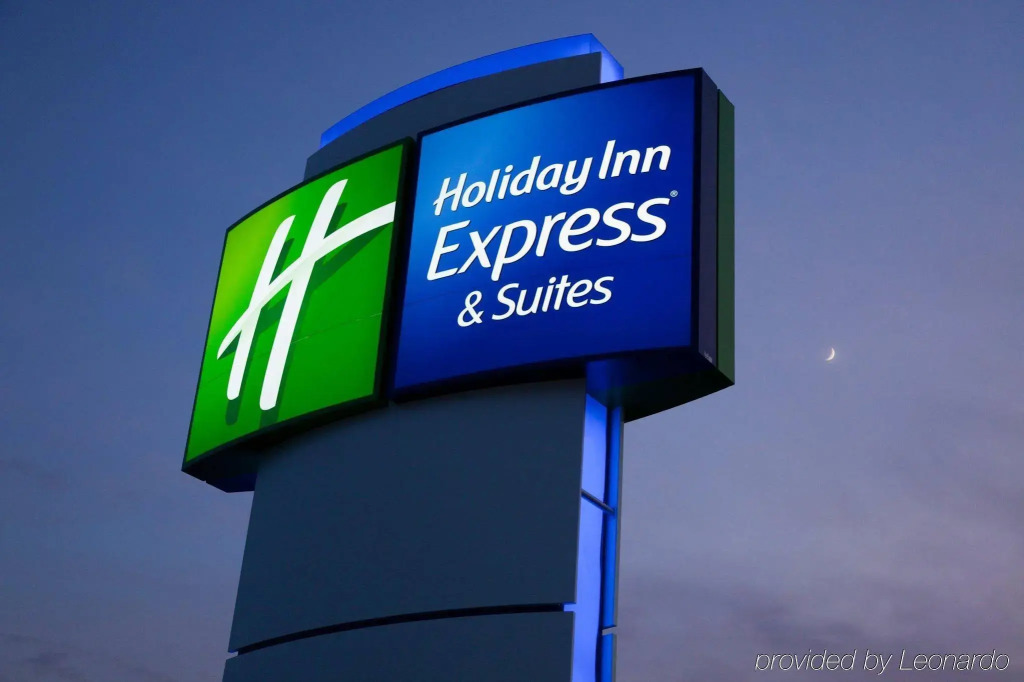 Holiday Inn Express Hotel & Suites La Porte