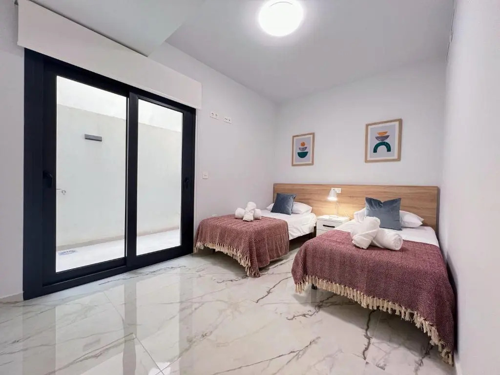 Modern Apartment in Res Amanecer VI Duly 3