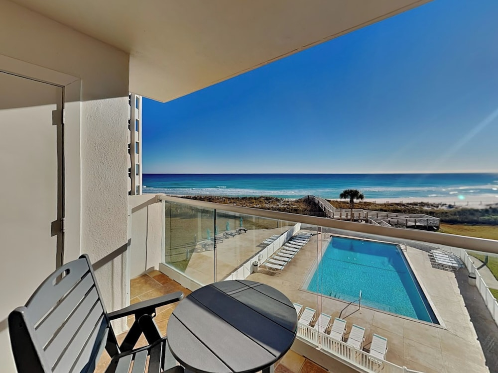 Regency Towers #401 East - Sea La Vie