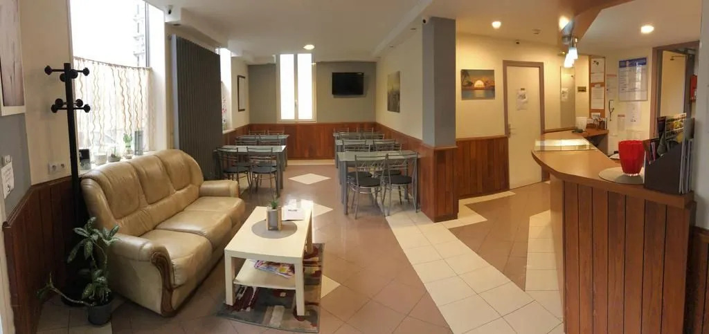 Hôtel des Bains 24h 7j Paris centre à 10 min
