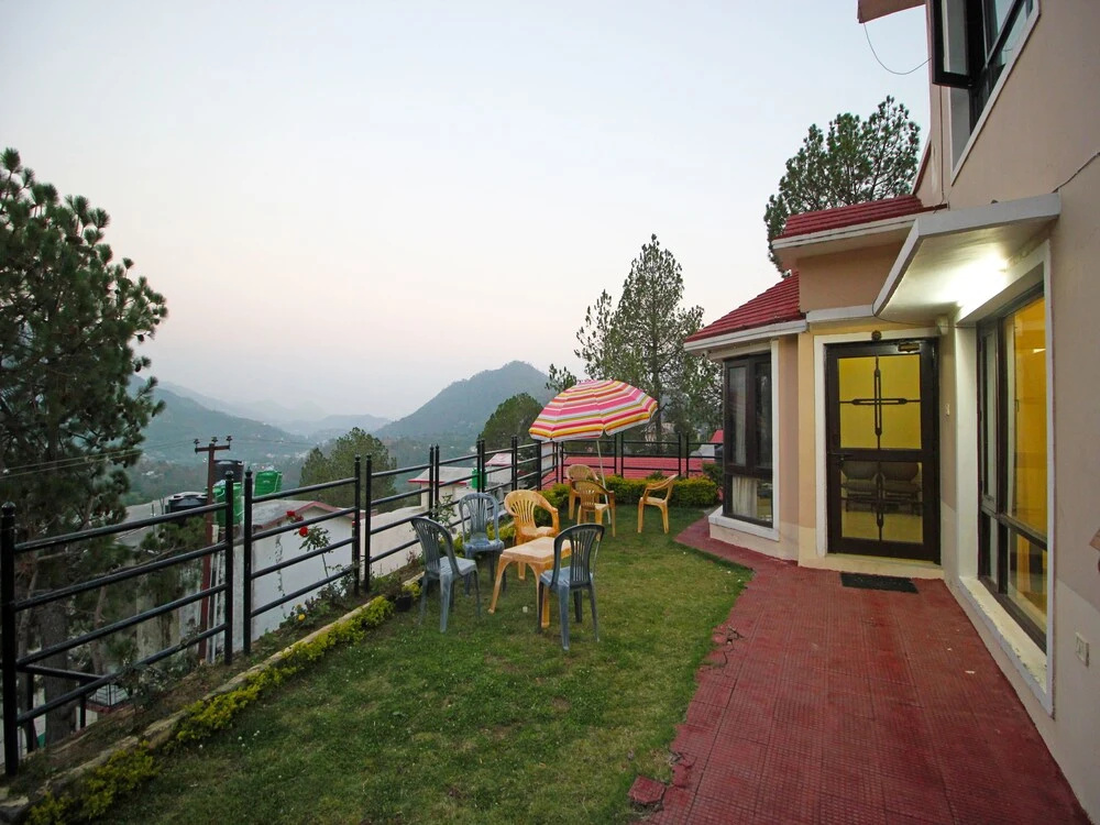 OYO 9399 Home Valley View 2BHK Villa Sattal