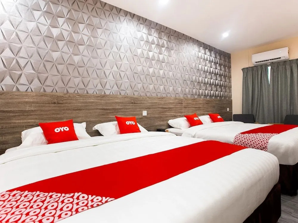 Oyo 1156 3S Hotel