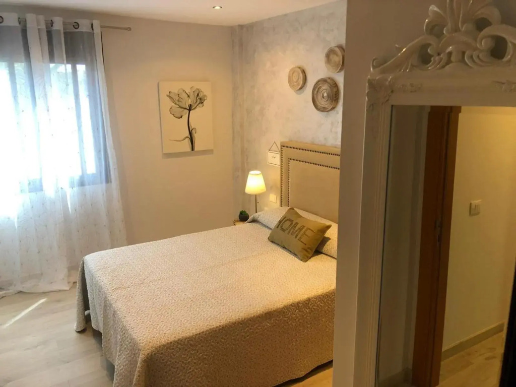La Laguna Luxe Apartment