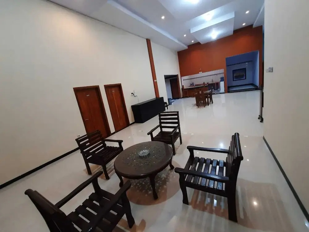 999 KHS 2 Homestay