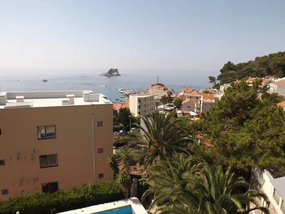 Petrovac Villa With Pool