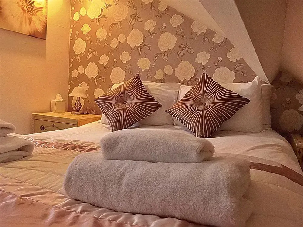 Windsor Lodge Hotel