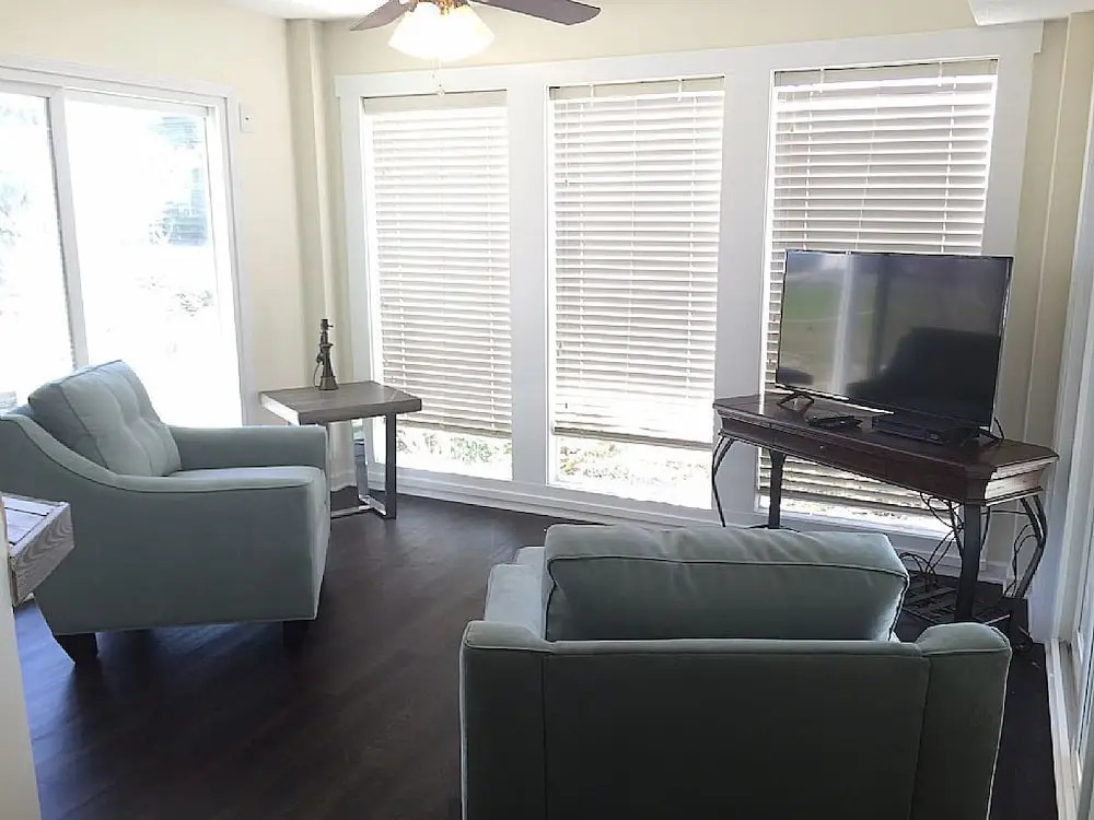 Sunlight - 4 Br Home