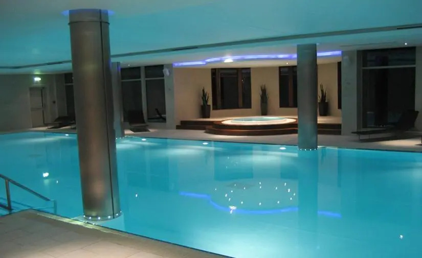 CELEBRATE AT THE WORLD FAMOUS LOCH LOMOND RESORT CAMERON HOUSE - Sleeps 6