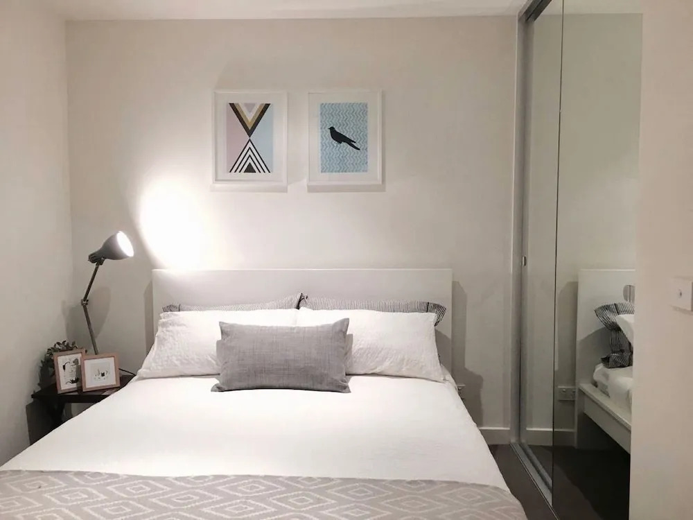 Amazing melbourne CBD 2BR