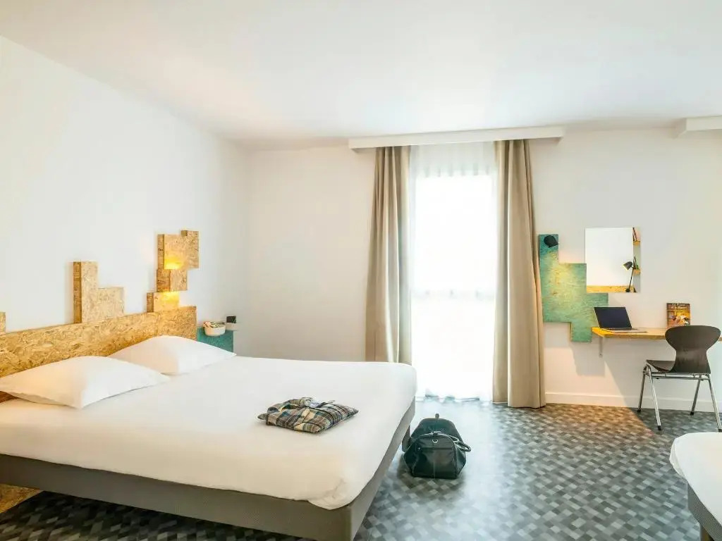 greet Hotel Rennes Pace
