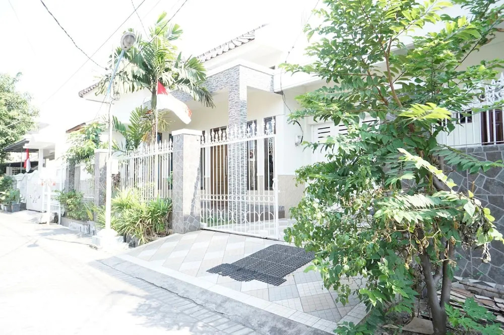 Hotel O Bidara Guest House Syariah