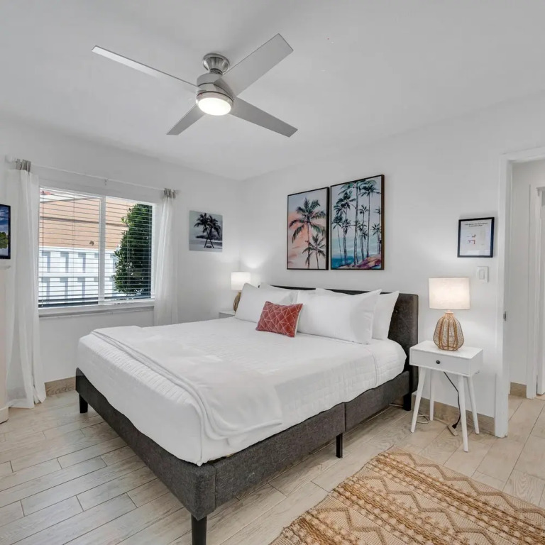 Waterfront Bungalow Heated Pool Pineapple Key