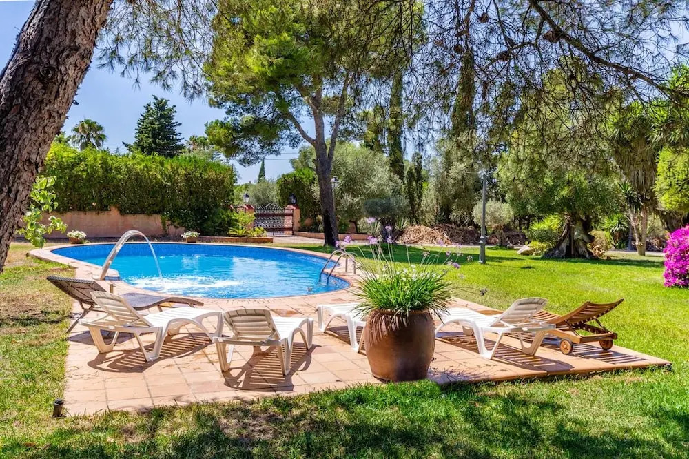 Villa With 4 Bedrooms in Palma, With Private Pool, Enclosed Garden and Wifi Near the Beach