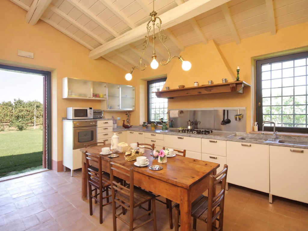 Orte Villa for 8 with Parking