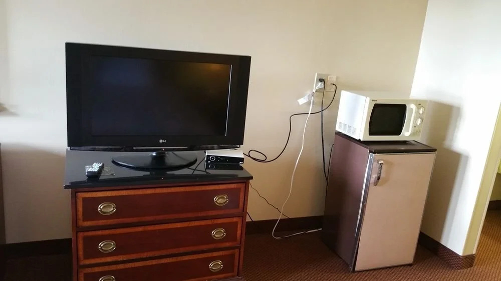 Economy Inn