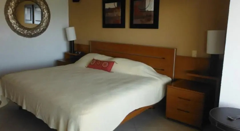 Bay View Grand 408 B