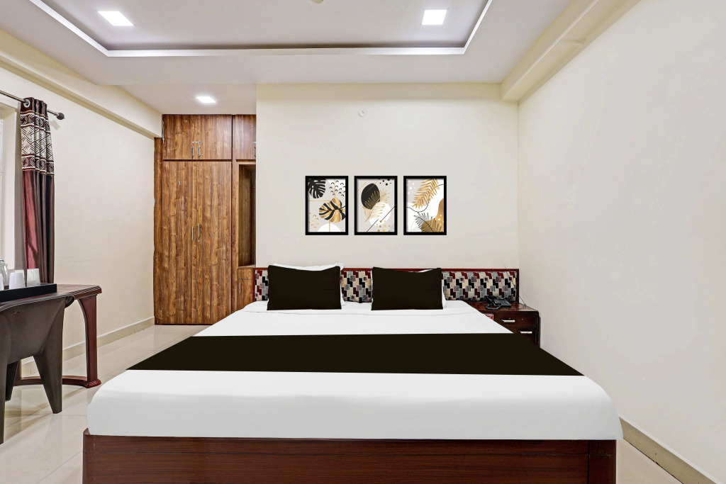 Super Collection O Beach Road Near GITAM