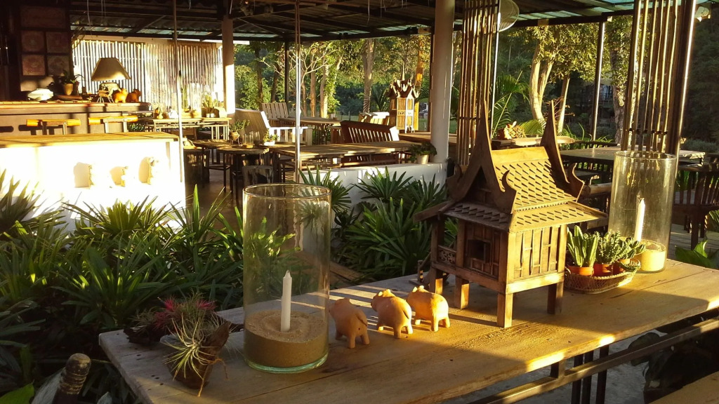 Chasorn Riverside Resort